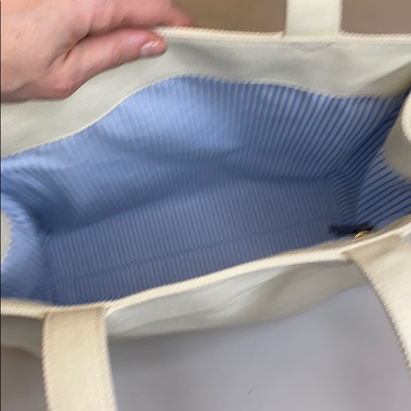 Draper James Dolly Tote - Picture 13 of 15